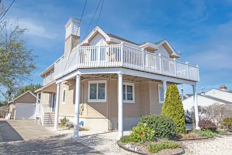 286 44th St, Avalon, NJ 08202