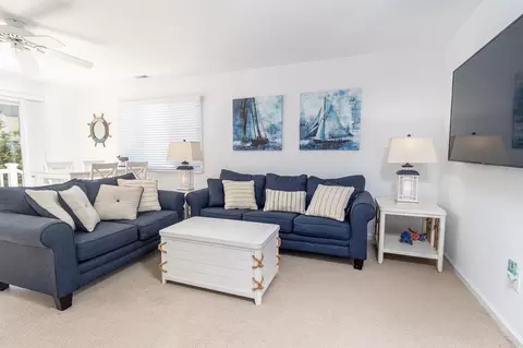 Living - 286 44th St, Avalon, NJ 08202 photo 1 of 6