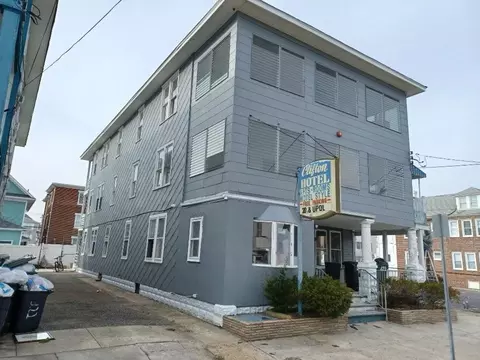 320 E Glenwood Ave, Wildwood, NJ 08260