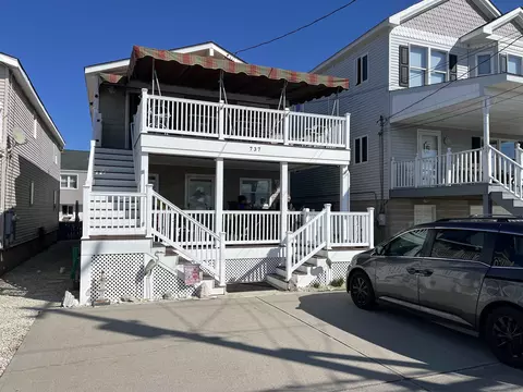 737 W Spruce Ave #B, North Wildwood, NJ 08260