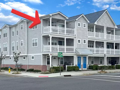 4718 Atlantic Ave #201, Wildwood, NJ 08260