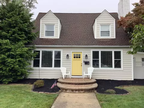37 Putting Green Ave, Northfield, NJ 08225