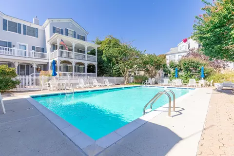 933 Columbia Ave #B-5, Cape May, NJ 08204