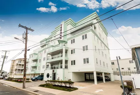 407 E Monterey Ave #103, Wildwood Crest, NJ 08260