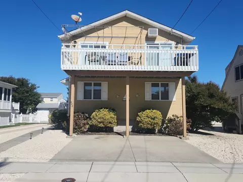 388 95th St #FRONT, Stone Harbor, NJ 08247