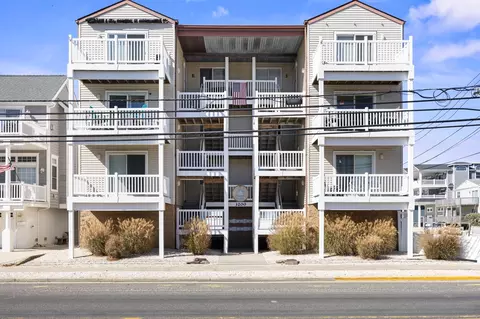 3200 Landis Ave #D, Sea Isle City, NJ 08243