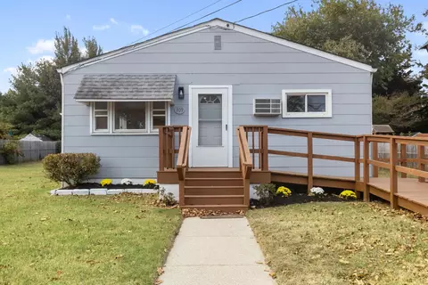 109 Pershing Ave, Cape May Court House, NJ 08210