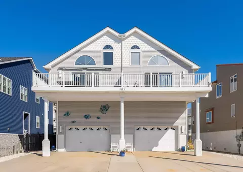 127 34th St #WEST, Sea Isle City, NJ 08243
