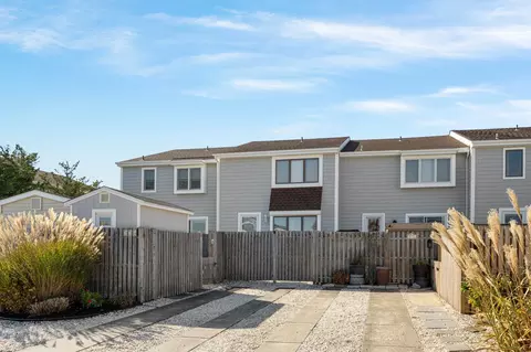 276 13th St #276 13TH, Avalon, NJ 08202