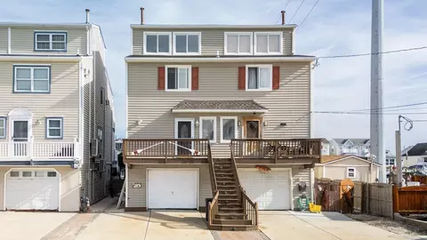 603 W Burk Ave #1, Wildwood, NJ 08260