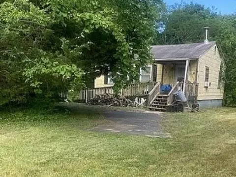 454 Shunpike Rd, Cape May Court House, NJ 08210