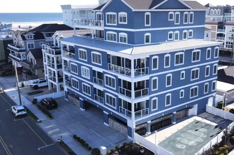 400 E Miami Ave #201, Wildwood Crest, NJ 08260