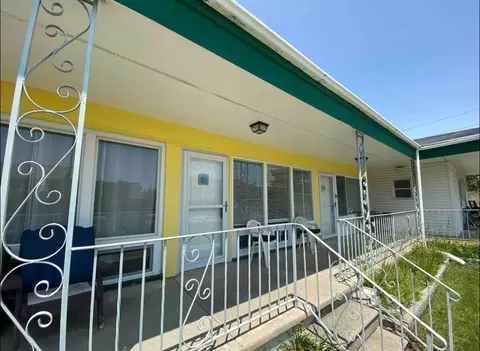 526 W Baker Ave #C, Wildwood, NJ 08260