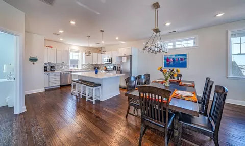 26 E Webster Ave, Strathmere, NJ 08248 photo 5