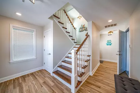 26 E Webster Ave, Strathmere, NJ 08248 photo 2