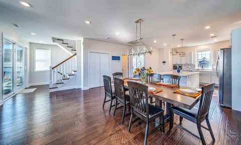 26 E Webster Ave, Strathmere, NJ 08248 photo 4