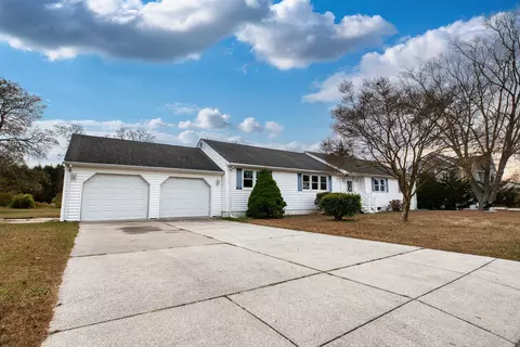 714 San Fernando Rd, Cape May, NJ 08204