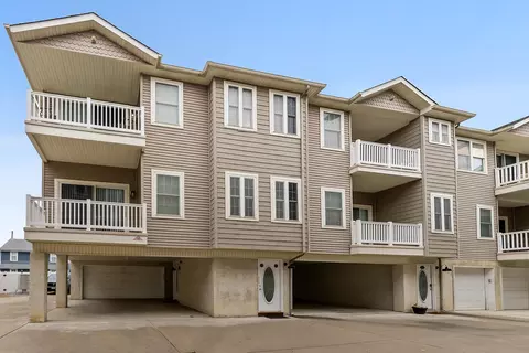 317 E 24th Ave #F2, North Wildwood, NJ 08260