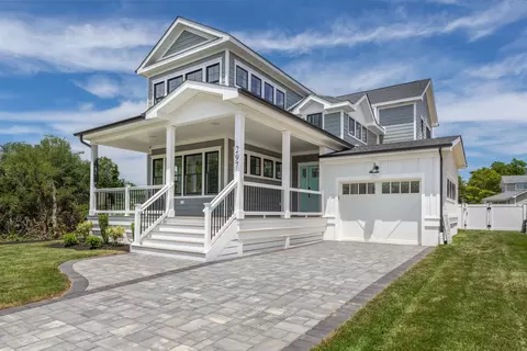 297 Fifth Ave, West Cape May, NJ 08204