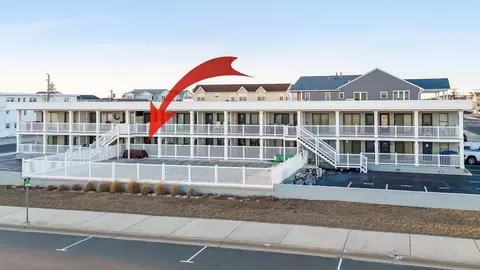 1100 Kennedy Dr #103, North Wildwood, NJ 08260