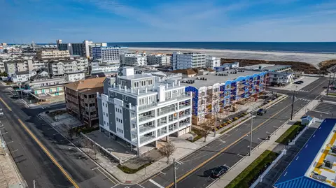 5711 Atlantic Ave #201, Wildwood Crest, NJ 08260
