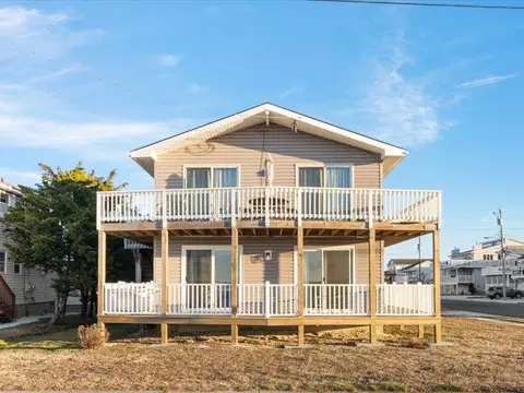 3207 Central Ave #1ST, Sea Isle City, NJ 08243