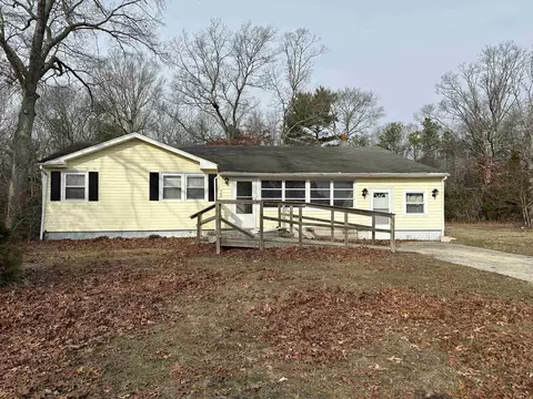 702 Grant Ave, Woodbine, NJ 08270