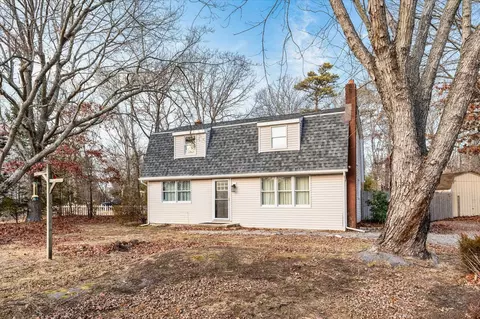 15 Mcdonald Dr, Seaville, NJ 08230