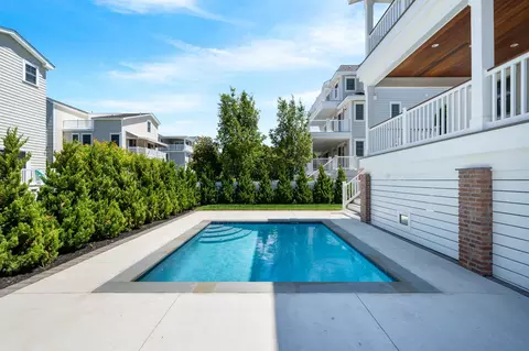 Exterior - 285 58th St, Avalon, NJ 08202 photo 4 of 10