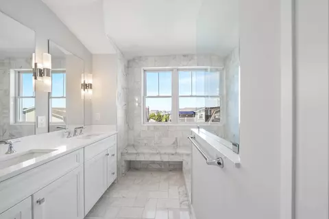 Bath - 285 58th St, Avalon, NJ 08202 photo 5 of 9