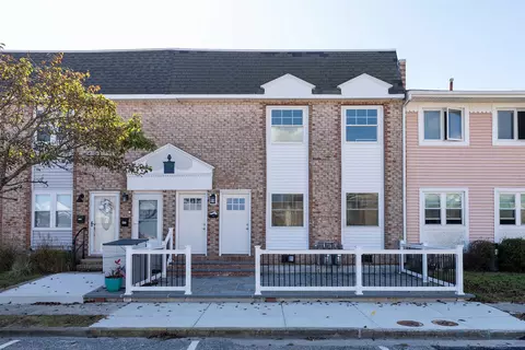 124 Seaspray Ct #B, North Wildwood, NJ 08260