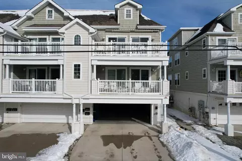 519 W Montgomery Ave #A, Wildwood, NJ 08260