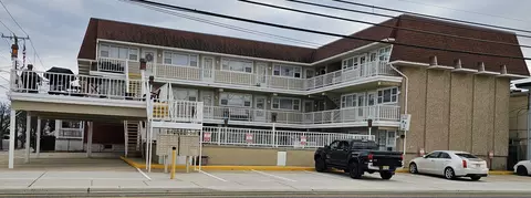 5001 New Jersey Ave #104, Wildwood, NJ 08260