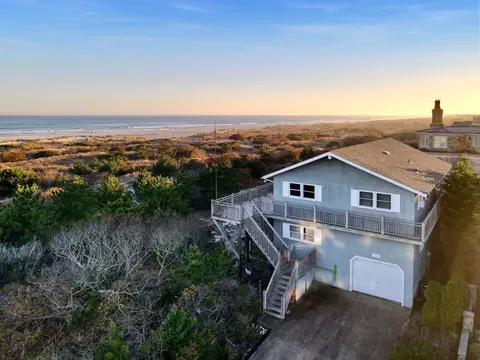 150 64th St, Avalon, NJ 08202
