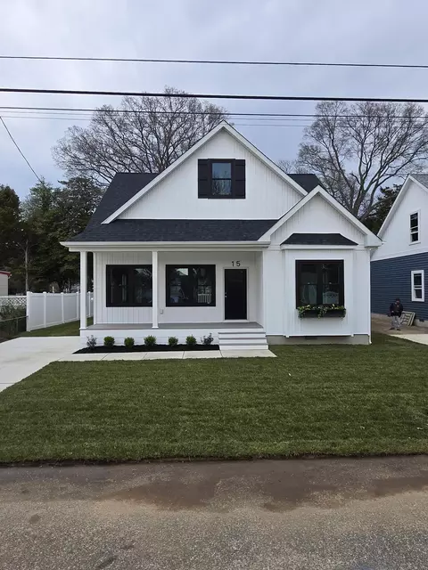 15 Oak Ave, Villas, NJ 08251