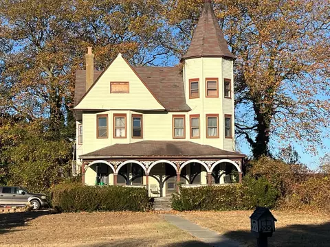 1036 Seashore Rd, Cape May, NJ 08204