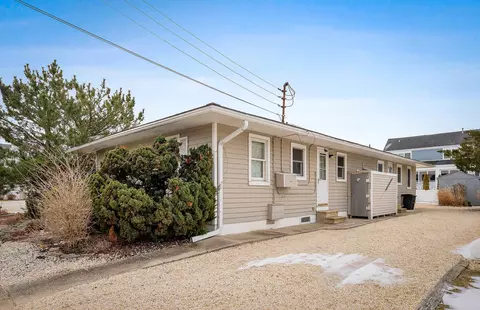 265 102nd St #B (FRONT), Stone Harbor, NJ 08247