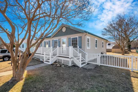 126 Ohio Ave, Villas, NJ 08251