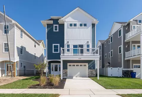 135 Walnut Ave, North Wildwood, NJ 08260