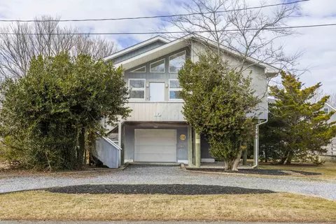 110 Pacific Ave, West Cape May, NJ 08204