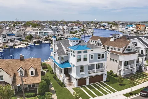 243 N Point Rd, Ocean City, NJ 08226