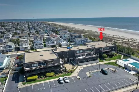 66 E 20th St # 105, Avalon, NJ 08202