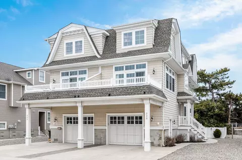 223 24th St #223, Avalon, NJ 08202