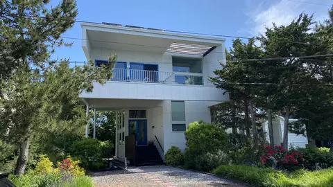 213 Harvard Ave, Cape May Point, NJ 08212