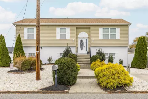1 Vermont Ave, Villas, NJ 08251