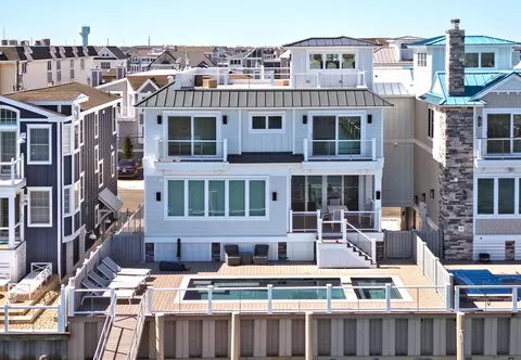 370 83rd St #EAST, Stone Harbor, NJ 08247