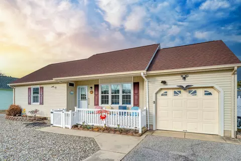 405 Tahoe Dr, Villas, NJ 08251