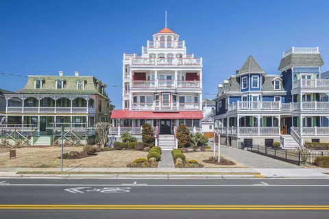 927 Beach Ave #6, Cape May, NJ 08204