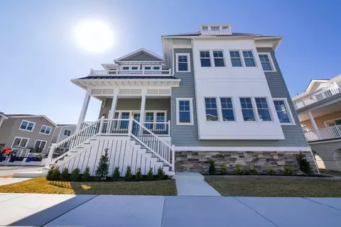 204 35th St #1, Ocean City, NJ 08226