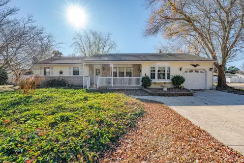 202 Pacific Ave, Marmora, NJ 08223